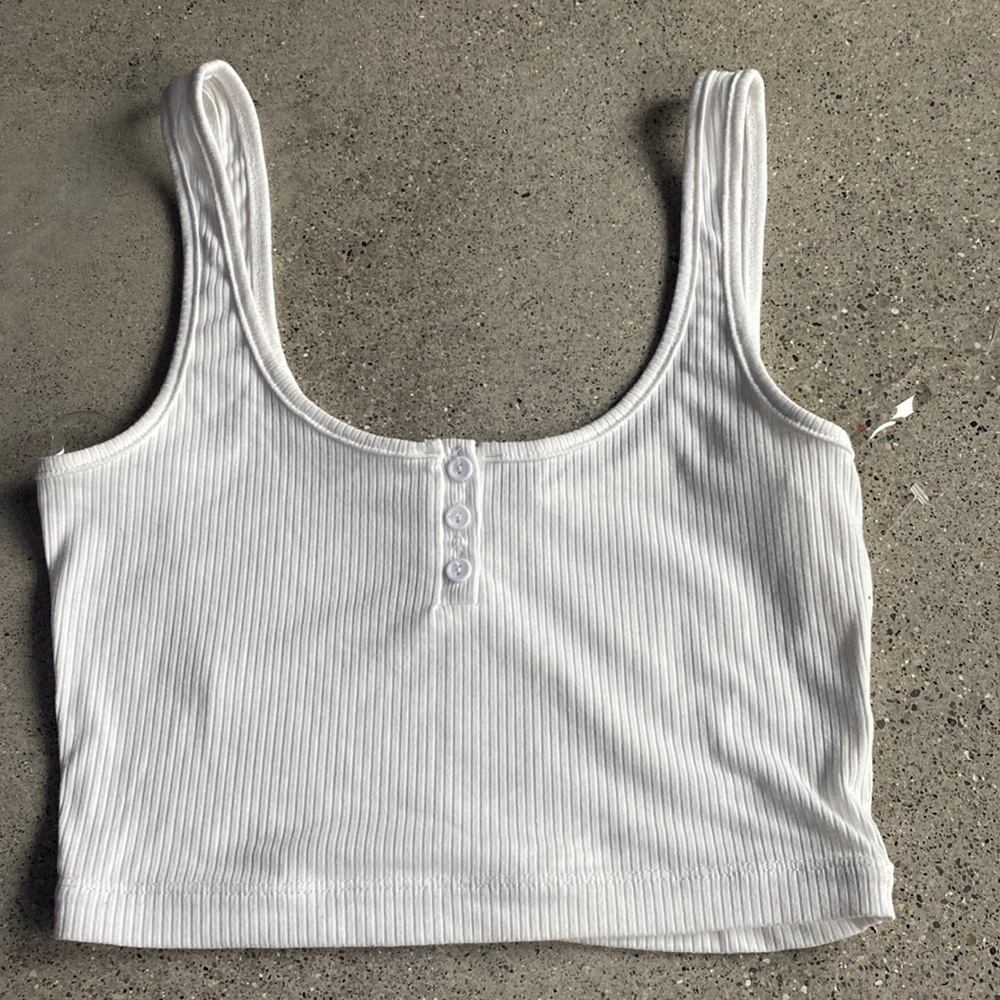 White Ripped Cropped Tank Top. Size Small.